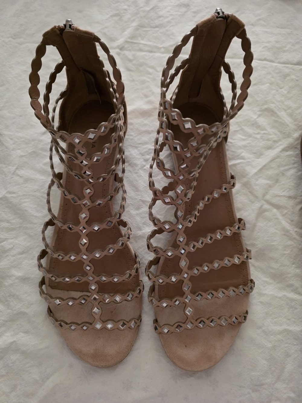 Scalloped Strappy High-Heel Sandals in Taupe